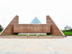 -上海市龙华烈士陵园