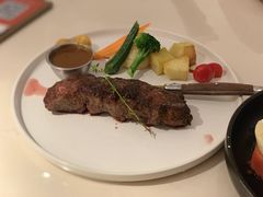 -阿妮叶李(光谷世界城店)