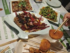 -寂寞的豆芽 烧烤酒场(丽景店)