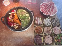 -赵美丽·重庆社区火锅·直营店(火车东站·中豪国际店)