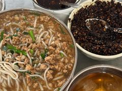 -正宗杨记普洱酸醋米线(总店)