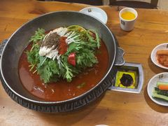 -喇喇排骨火锅·传统韩式脊骨汤(望京西园总店)