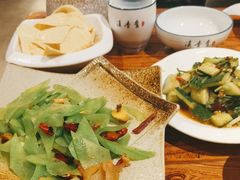 -滇香肴·云南菜蒸汽石锅鱼(云南北路店)