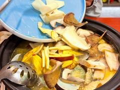 -菌之家·专业纯野生菌火锅·特色炒菌