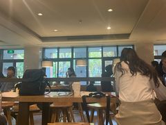 大堂-星巴克(上海交通大学店)
