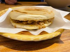 腊汁肉夹馍-陇上秦轩biangbiang面(萧山万象汇店)