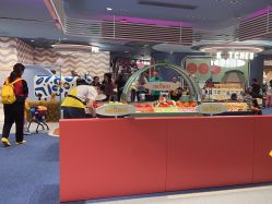 -奈尔宝家庭中心·亲子餐厅(北京东坝万达店)