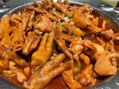 鸡爪煲-胖哥俩肉蟹煲(湖滨银泰in77店)