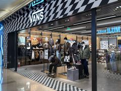 -VANS(三里屯太古里店)