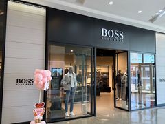 -百年港湾奥特莱斯(香炉礁店)
