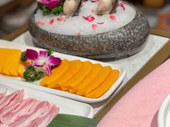 鲜鲍鱼-龙鲜会·澳门生鲜火锅(诚品店)