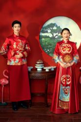 点击看大图 -挪娅婚纱摄影皇家会所