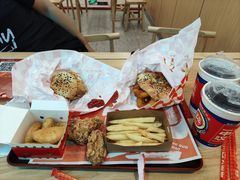 -塔斯汀·中国汉堡(明州路店)