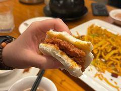 -莲餐厅·湖北菜·潜江小龙虾店(愚园路店)