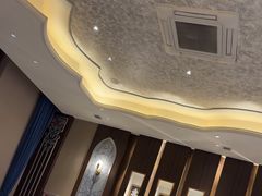 -哈啾嗨·新概念蒙餐(红星新城店)