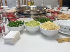 -九尺赵老四鲜鹅肠火锅