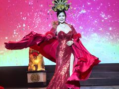 -金东尼人妖秀