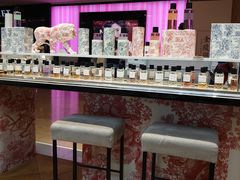 -DIOR迪奥(德基广场女装店)