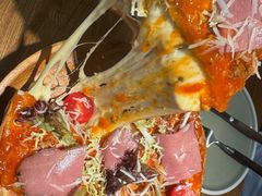 -Dragon Pizza•圆脸龙披萨·牛排餐厅