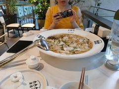 -渔语鱼新川菜Bistro(万象天地店)
