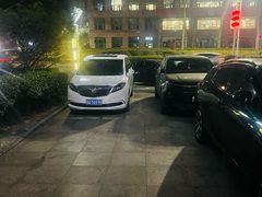 -桔子酒店(青岛五四广场店)