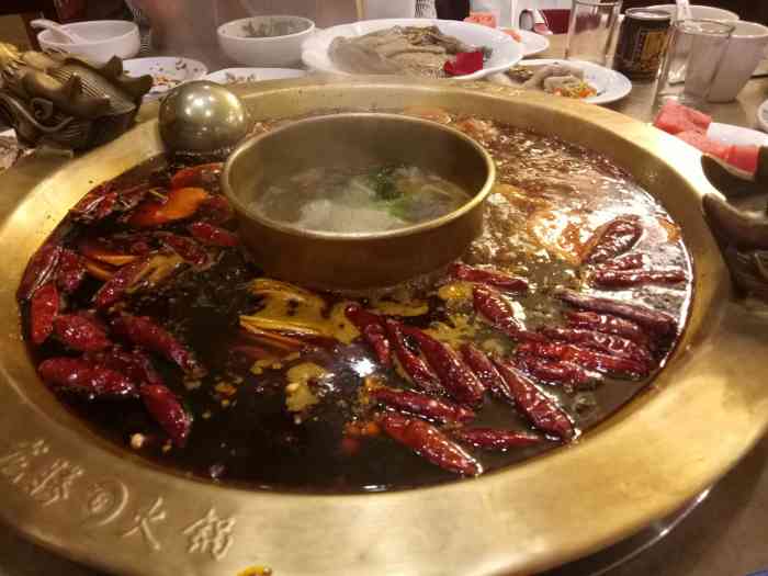 重庆龙腾火锅(温江店)-"上次去温江耍的时候吃一次,味道很不错.四.