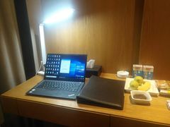 -华莱士·全鸡汉堡(合肥福乐万家店)