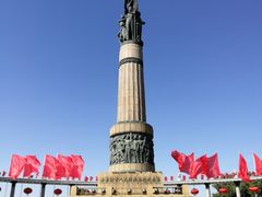 -人民防洪胜利纪念塔