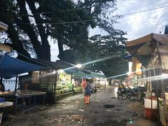 -拉威海鲜市场