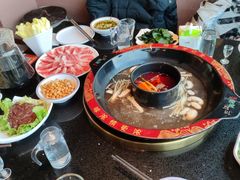 -三江两海老火锅(北京首店)