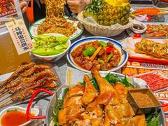 -威记烧嘢·南宁烧烤·超级生牛(绿地店)