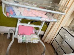 -海豚湾高端月子会所(黄浦店)