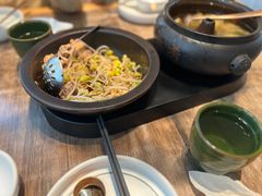 -云海肴云南菜(浦江欢乐颂店)