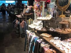 -诚品(信义店)