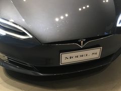 -TESLA 特斯拉(上海太古汇体验店)