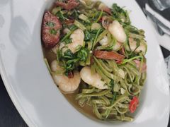 -Bully Hayes Restaurant & Bar