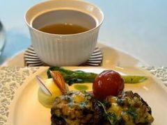 -弦月窗LUNETTE BY AMANDA(复兴路店)