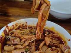 -中和裴氏蹄花(府河路店)