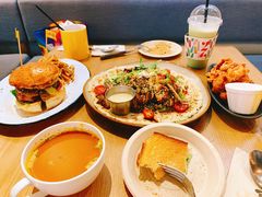 -HELLO 27 意面·沙拉·帕尼尼