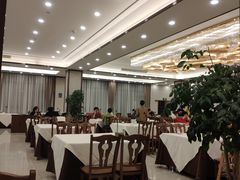 大堂-怡园饭店-餐厅(四望亭店)