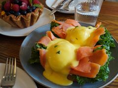 烟熏三文鱼班尼迪蛋-Money Shops(愚园路店)