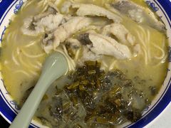 -明呈黄鱼面馆(斜土路店)