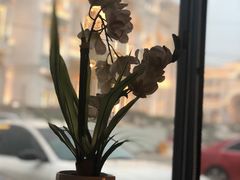 -Cha Café and Bistro