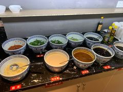 -牛满溢·自助潮汕鲜牛肉火锅(龙汇路店)