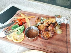 -大树餐厅(红旗街万达店)