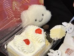 -红宝石·鲜奶小方·海派西点房(南丹店)