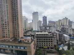 -昆明中心皇冠假日酒店