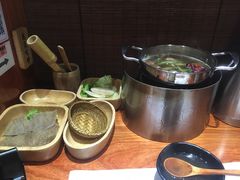 -独食火锅·半米屋台(直营总店)