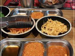 -青瓦炭韩潮烤肉(花园道店)