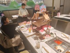 -海底捞火锅(长宁路龙之梦店)